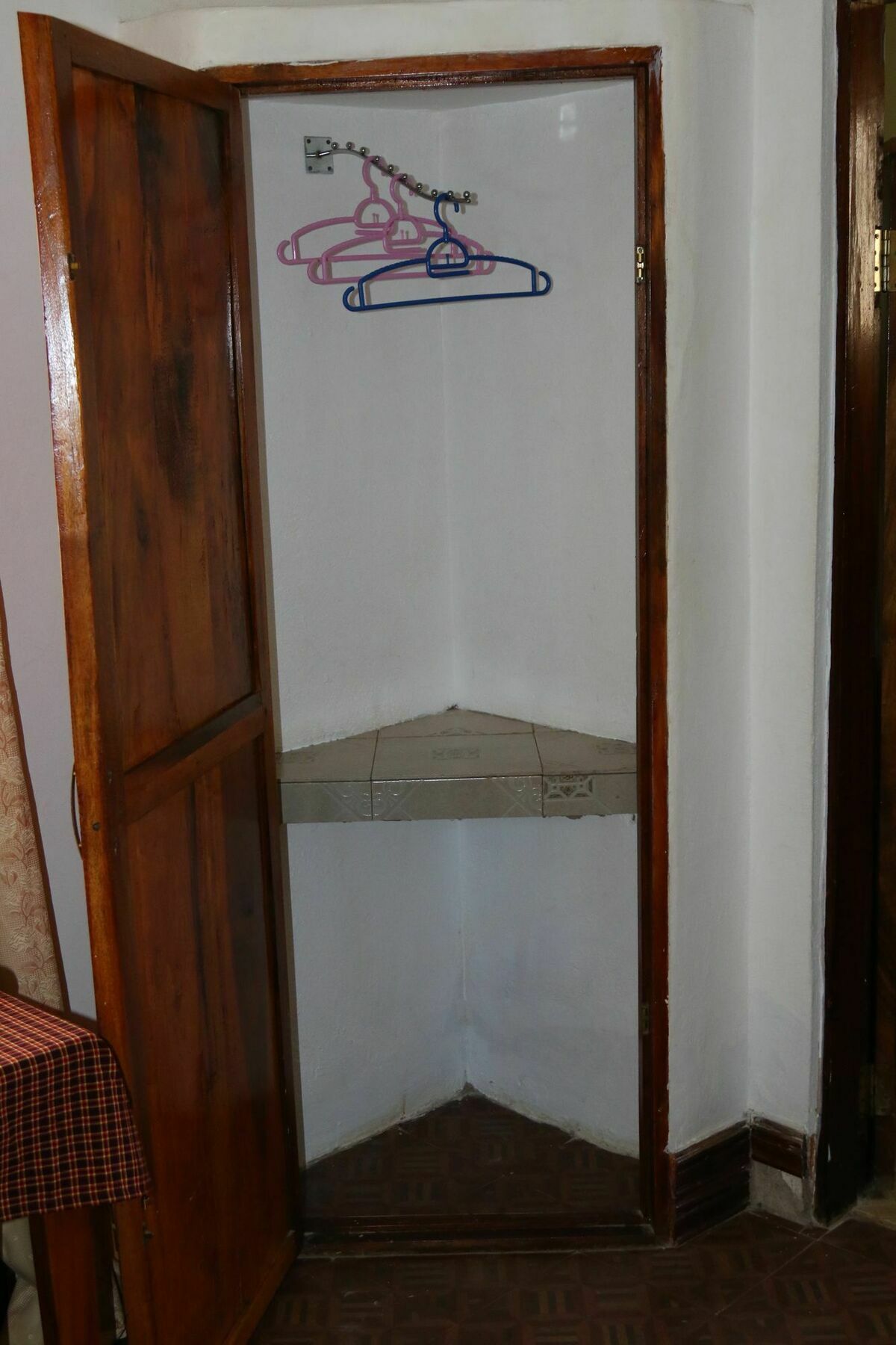Neneu Hotel Moshi Buitenkant foto